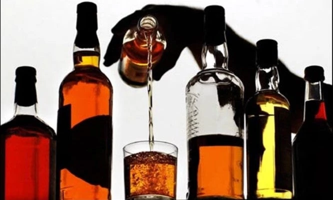Κι άλλος ανήλικος στο νοσοκομείο λόγω αλκοόλ